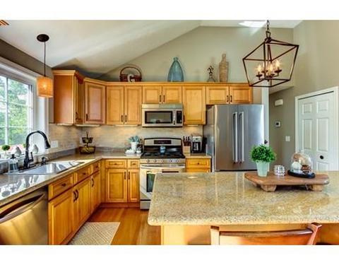 9 Holly Ter, Worcester, MA 01607 photo 6