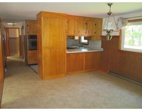 42 Cushing Rd, Webster, MA 01570 photo 10