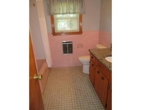 42 Cushing Rd, Webster, MA 01570 photo 17