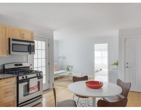9 Everett Ave #2, Somerville, MA 02145 photo 5