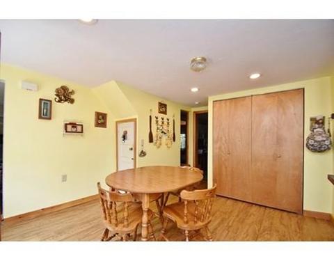 7 Williams St, Dudley, MA 01571 photo 5
