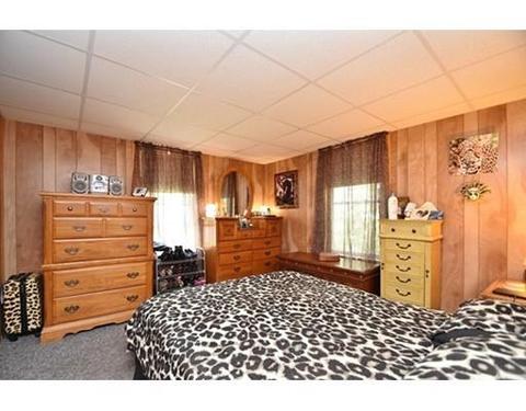 7 Williams St, Dudley, MA 01571 photo 10