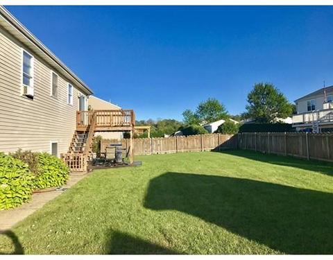 27 Four Winds Dr, Fall River, MA 02720 photo 10