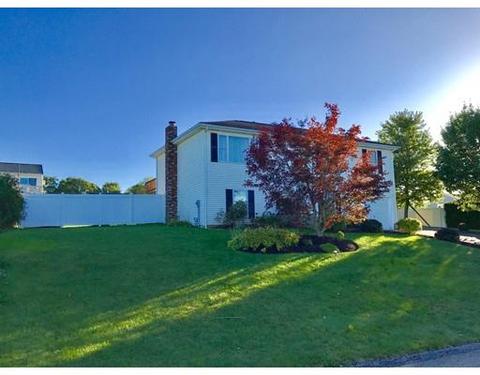27 Four Winds Dr, Fall River, MA 02720 photo 2