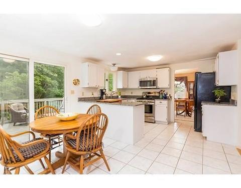 12 Cutting Dr, Maynard, MA 01754 photo 6
