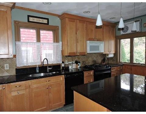 28 Stevenson Ave, Everett, MA 02149 photo 7