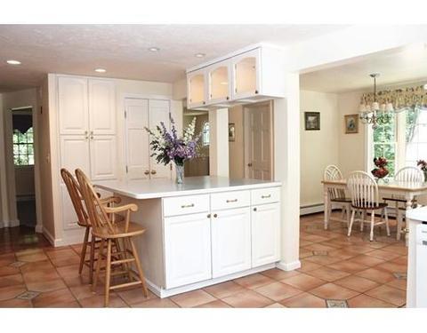 149 High St, Hingham, MA 02043 photo 4