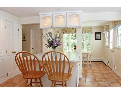 149 High St, Hingham, MA 02043 photo 5