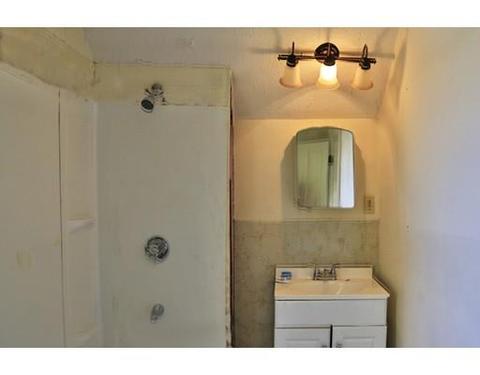 363 10th Ave, Woonsocket, RI 02895 photo 17