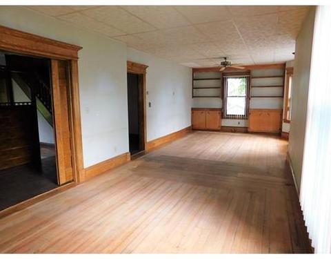24 Pine St, West Springfield, MA 01089 photo 9