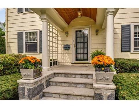 32 Windsor Rd, Milton, MA 02186 photo 2
