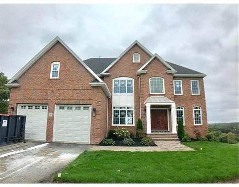 2 Hitching Hl, Saugus, MA 01906 photo 2