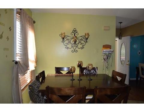87 Clantoy St, Springfield, MA 01104 photo 8