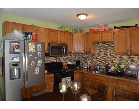 87 Clantoy St, Springfield, MA 01104 photo 6