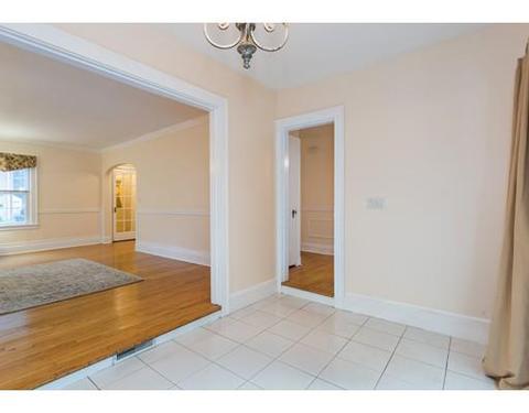 109 Wayne St, Springfield, MA 01118 photo 12
