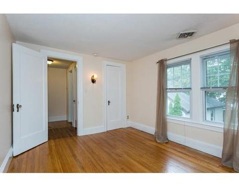 109 Wayne St, Springfield, MA 01118 photo 22