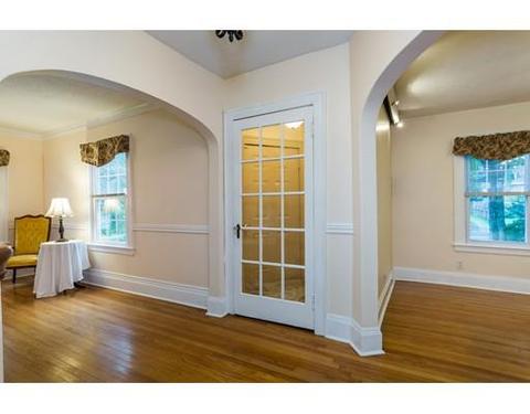109 Wayne St, Springfield, MA 01118 photo 6
