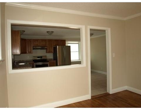3 Canton St, Springfield, MA 01104 photo 5