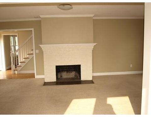 3 Canton St, Springfield, MA 01104 photo 6