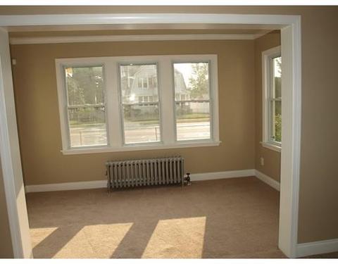 3 Canton St, Springfield, MA 01104 photo 9