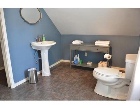 58 Bailey St, Worcester, MA 01602 photo 14