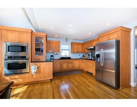 12 Christine Rd, Hull, MA 02045 photo 6