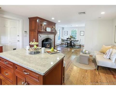 4 Eagle Ln, Beverly, MA 01915 photo 13