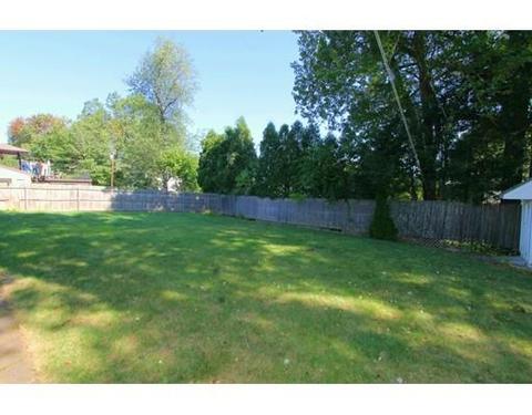 36 Oneida Ave, Worcester, MA 01606 photo 16