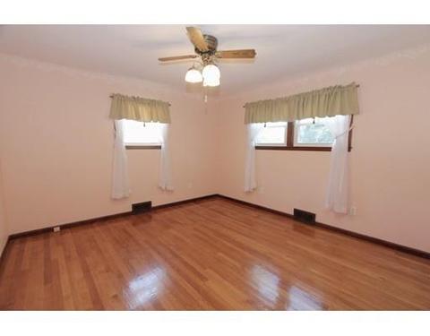 36 Oneida Ave, Worcester, MA 01606 photo 6