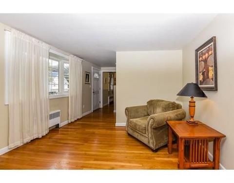 33 Winfield St, Dedham, MA 02026 photo 4