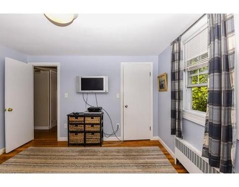 33 Winfield St, Dedham, MA 02026 photo 9