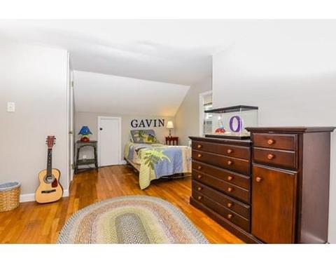 33 Winfield St, Dedham, MA 02026 photo 11