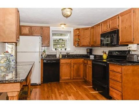 33 Winfield St, Dedham, MA 02026 photo 6