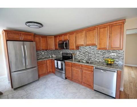 1872 Parker St, Springfield, MA 01128 photo 2