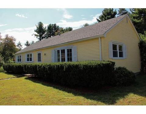 1872 Parker St, Springfield, MA 01128 photo 1