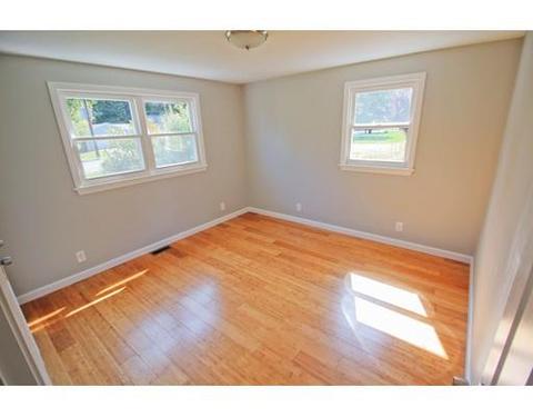 1872 Parker St, Springfield, MA 01128 photo 14