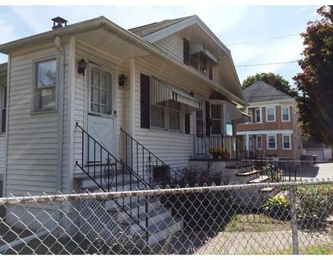 423 Main St, Fairhaven, MA 02719 photo 3