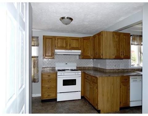 111 Oklahoma St, Springfield, MA 01104 photo 12