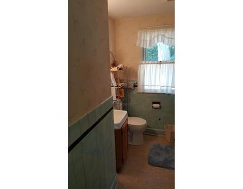 34 Eleanor Rd, Springfield, MA 01108 photo 8