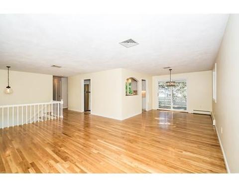 31 Haystack Rd, Reading, MA 01867 photo 5