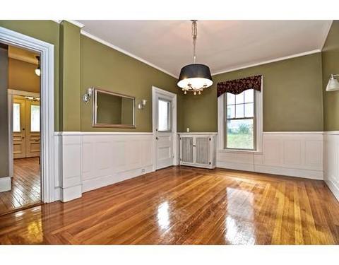 25 Walnut St, Milford, MA 01757 photo 3