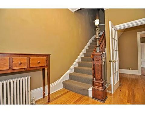 25 Walnut St, Milford, MA 01757 photo 2