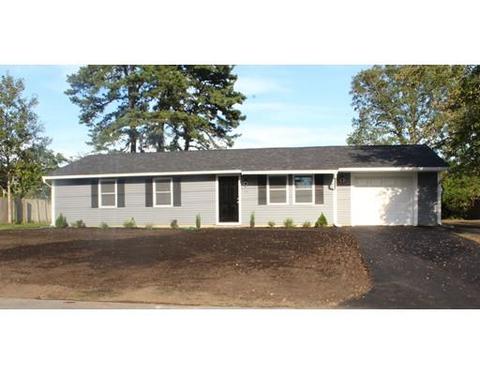 27 Camardo Dr, Wareham, MA 02571 photo 2