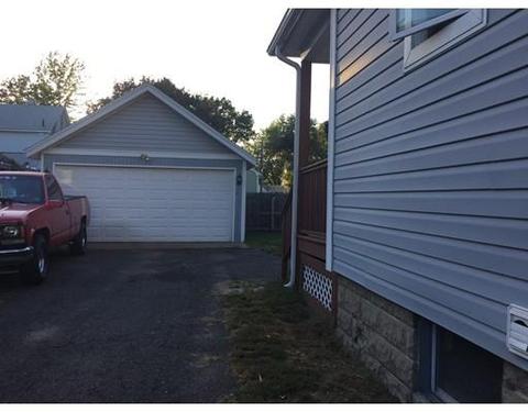 26 Sargon St, Springfield, MA 01104 photo 5