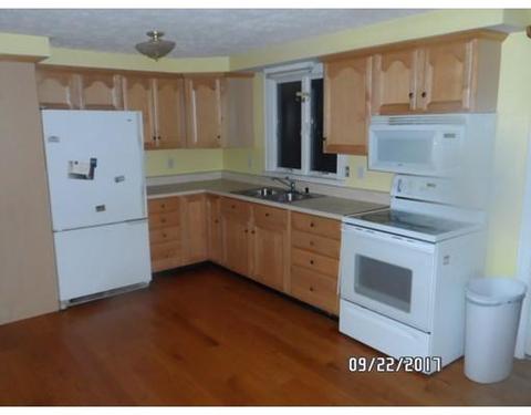 16 Brooks Rd, Bourne, MA 02532 photo 2
