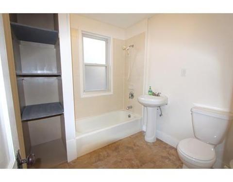 106 Whitmarsh Ave, Worcester, MA 01606 photo 9