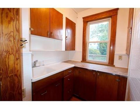 106 Whitmarsh Ave, Worcester, MA 01606 photo 8