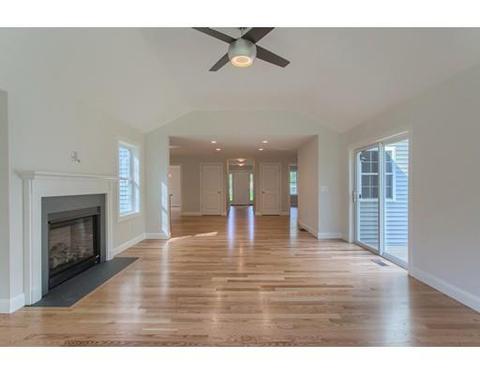 57 Chapman St, Dunstable, MA 01827 photo 3