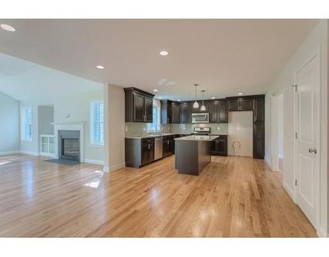 57 Chapman St, Dunstable, MA 01827 photo 1