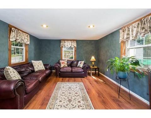 6 Brooks St, Upton, MA 01568 photo 9